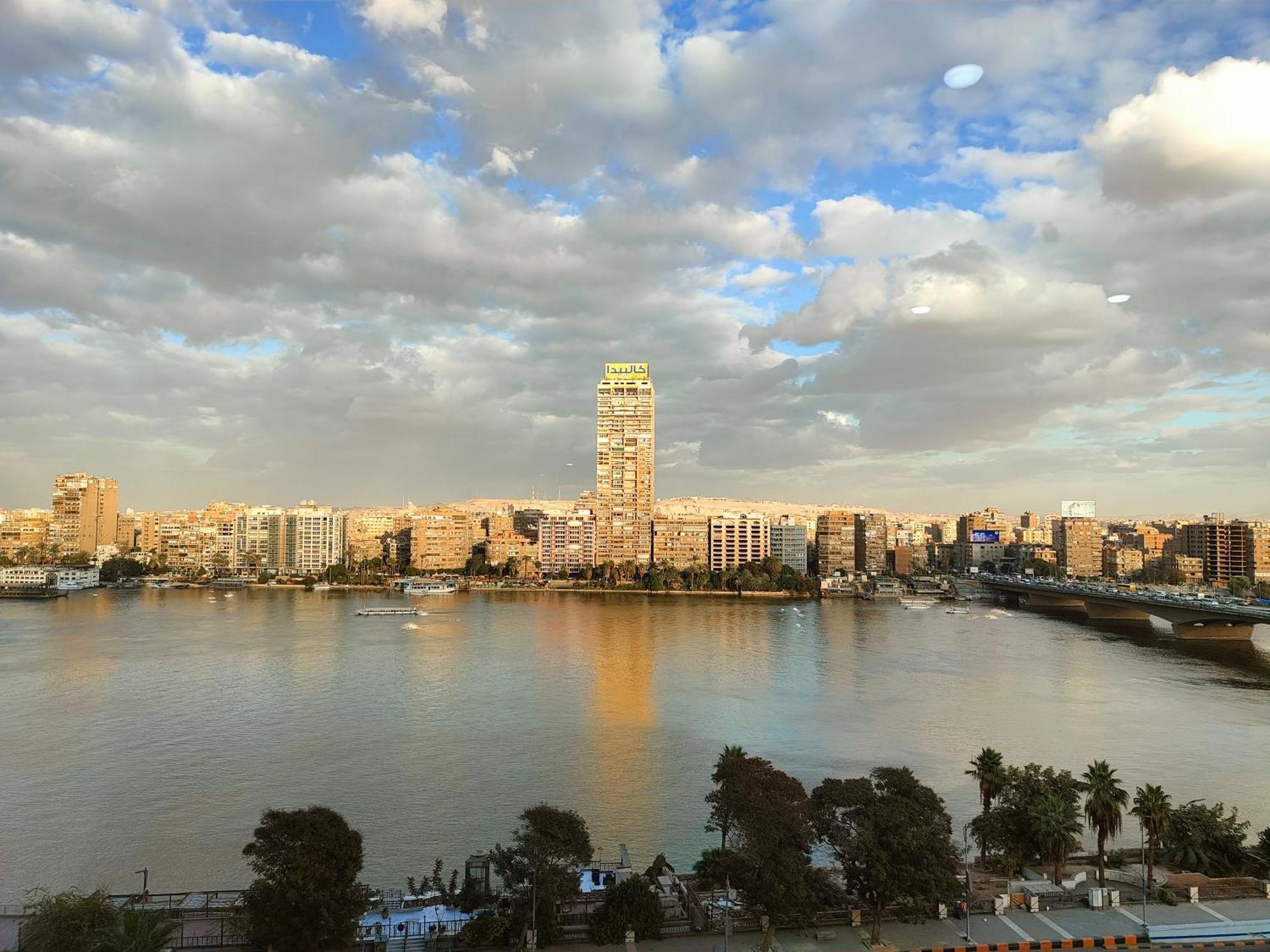 Apartment مفروشة علي النيل *