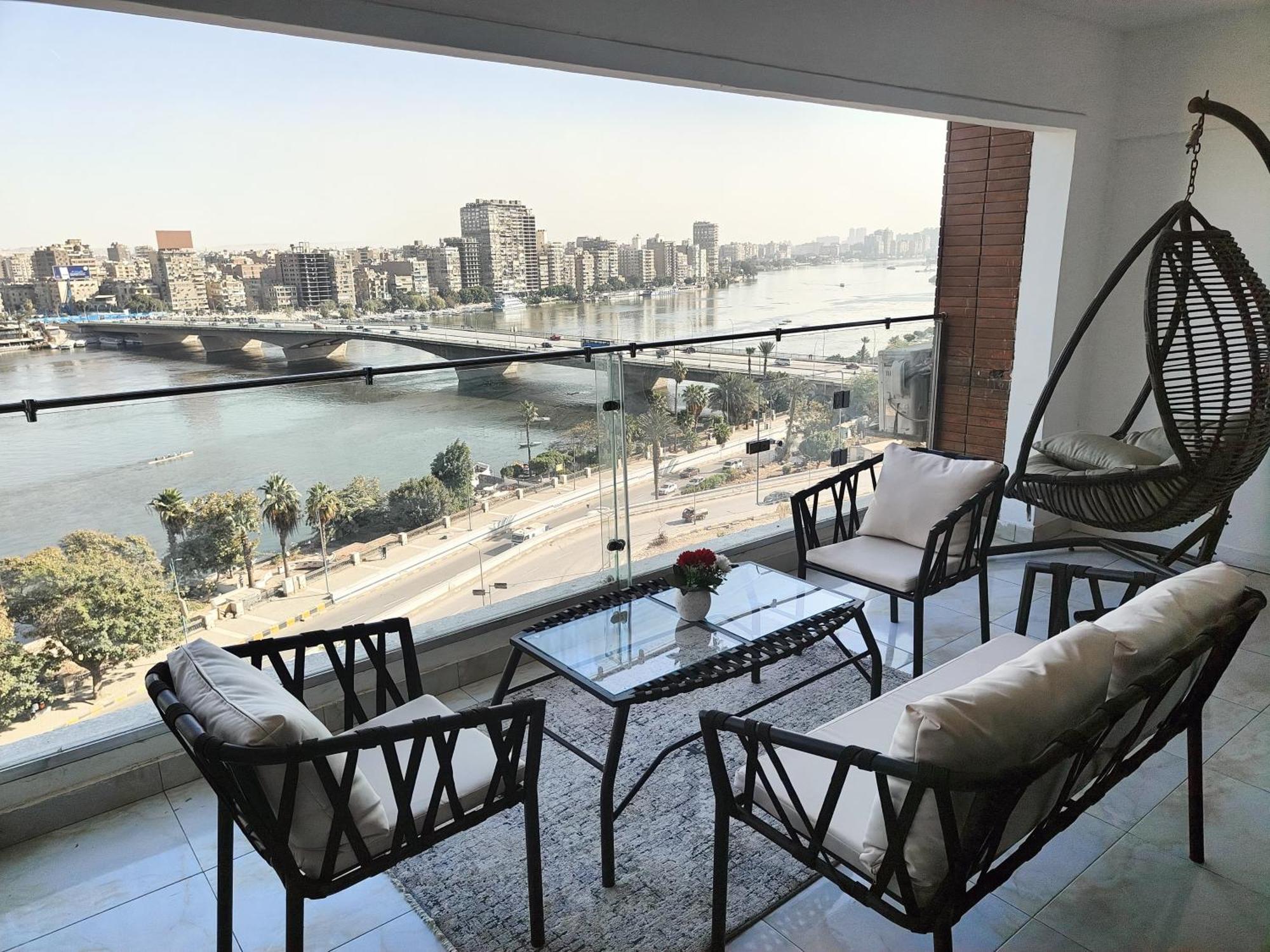 مفروشة علي النيل Apartment Cairo