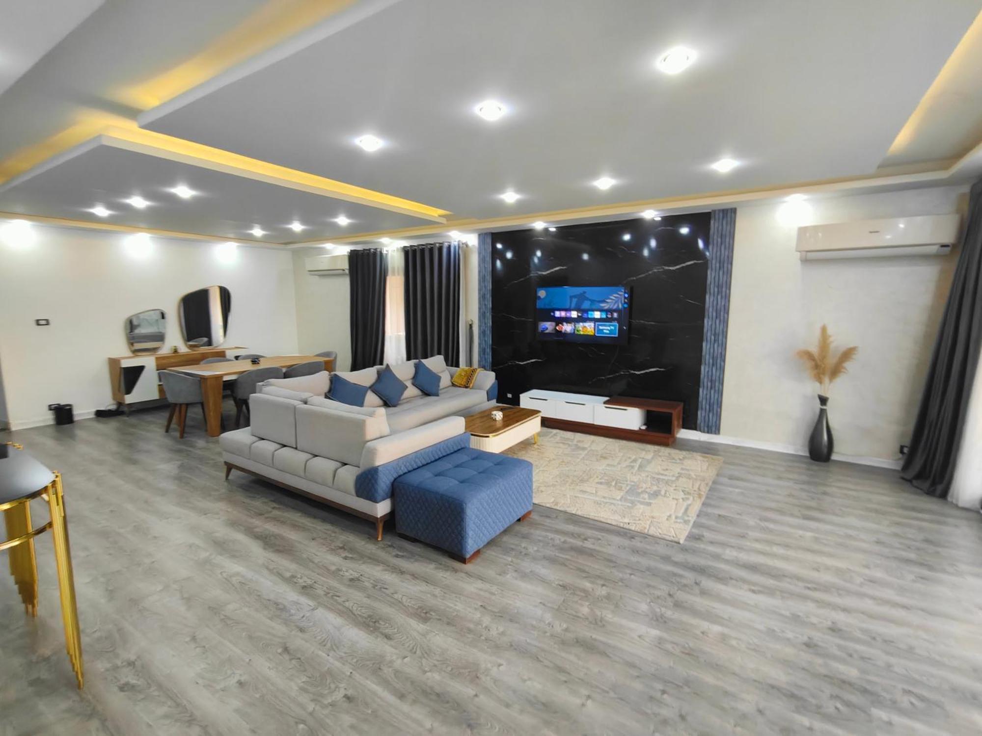 Apartment مفروشة علي النيل Cairo