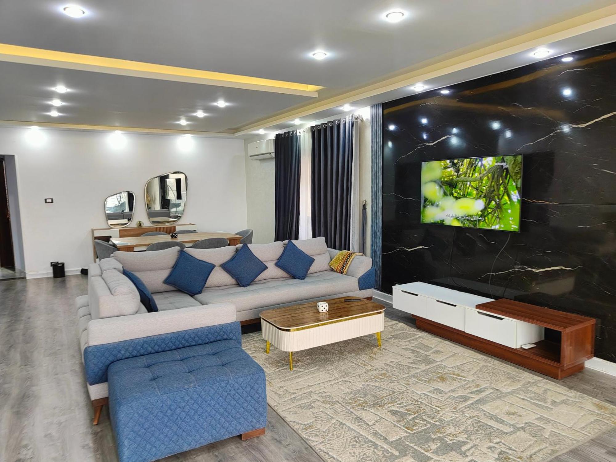 Apartment مفروشة علي النيل
